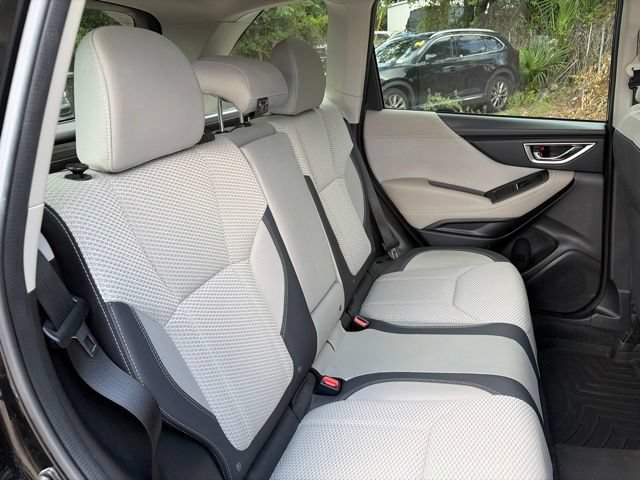 Used 2020 Subaru Forester Premium w/ Popular Package #1 AWD/4WD image 17