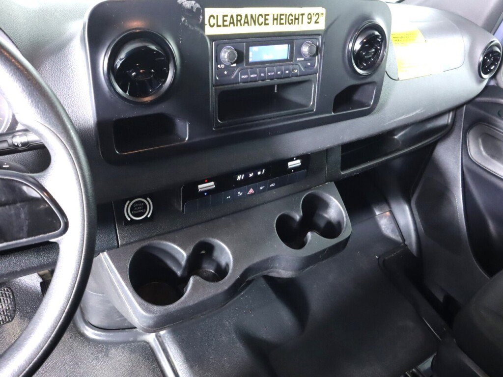 Used 2019 Mercedes-Benz Sprinter 144 image 15
