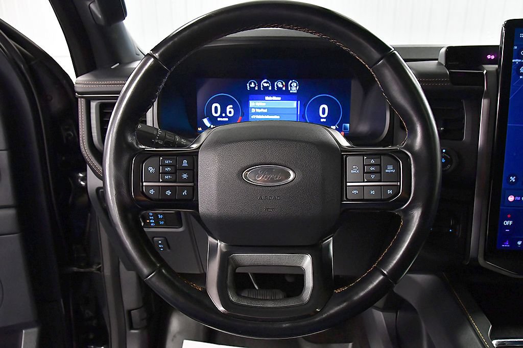 Used 2023 Ford Expedition Platinum AWD/4WD image 18