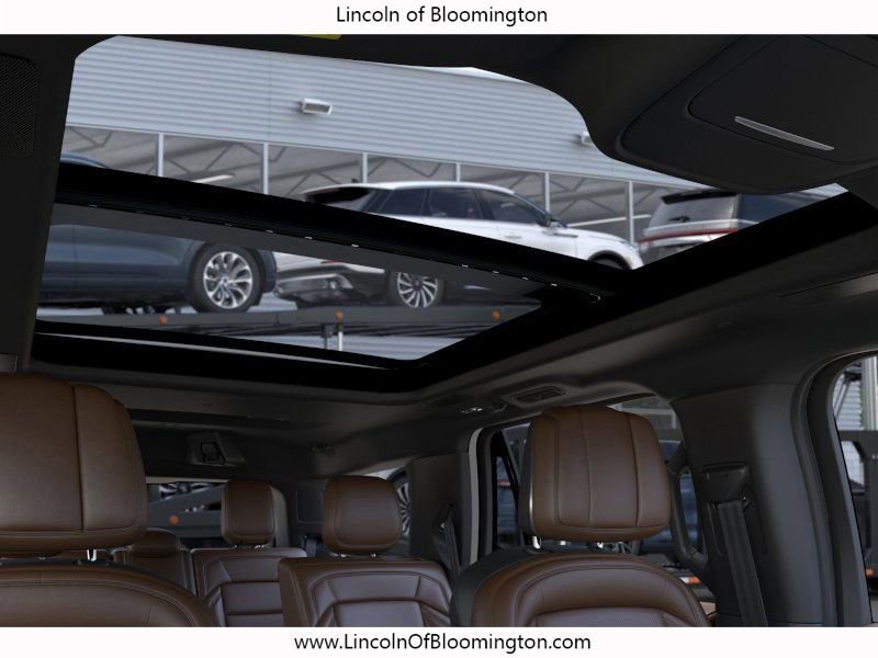 New 2026 Lincoln Navigator Reserve image 24