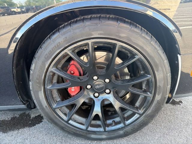Used 2009 Dodge Challenger SRT8 RWD image 5