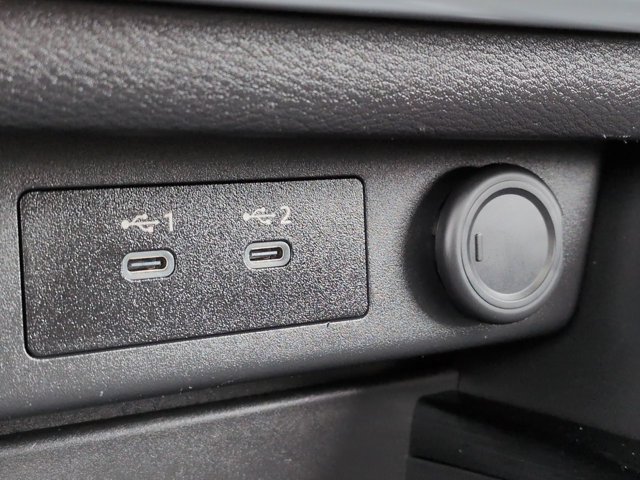 Used 2025 Nissan Rogue SV w/ SV Premium Package FWD image 22