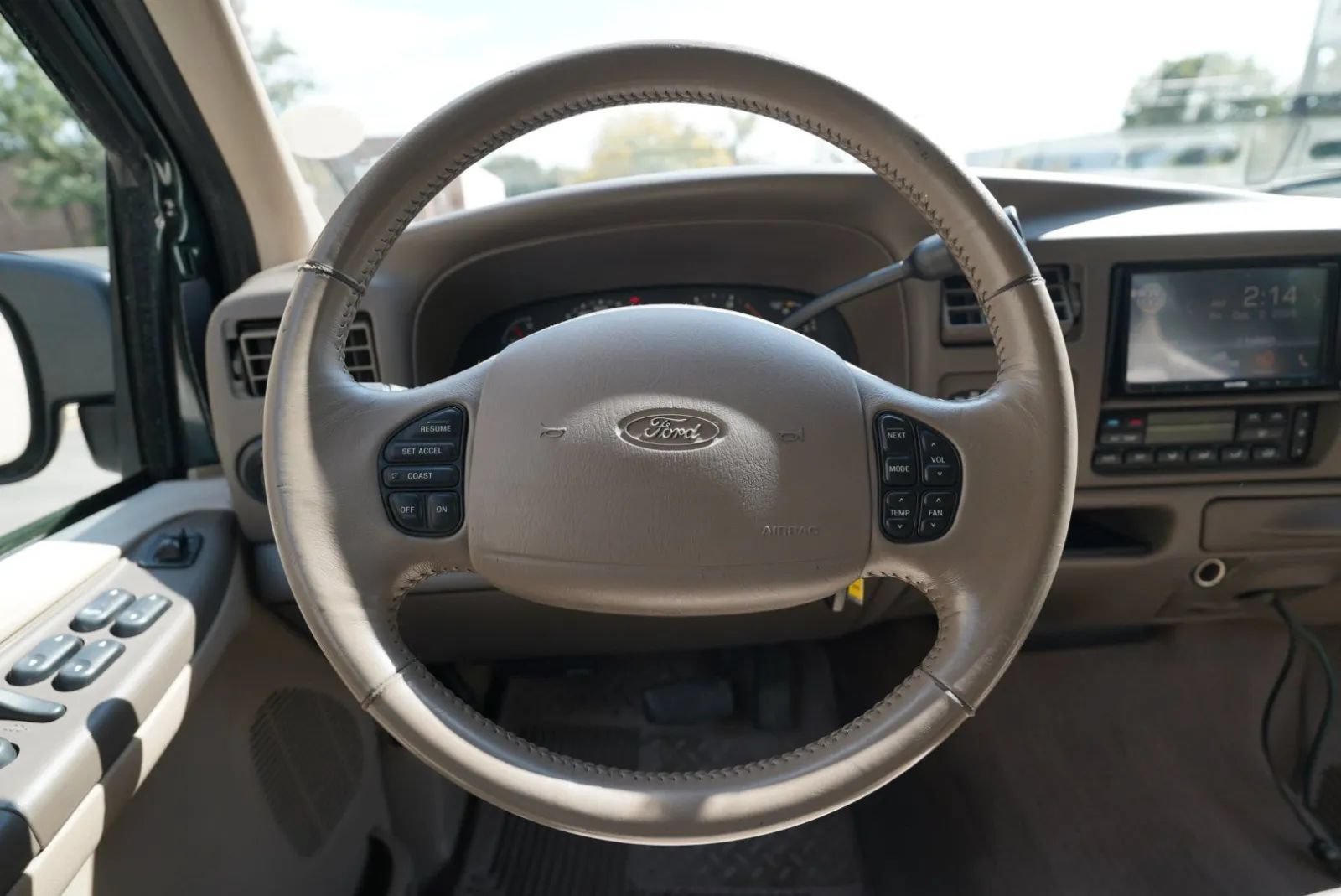 Used 2002 Ford Excursion Limited AWD/4WD image 49