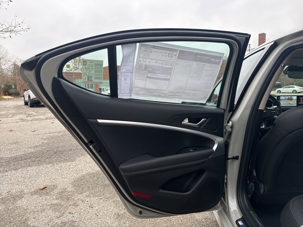 New 2026 Genesis G70 2.5T image 26