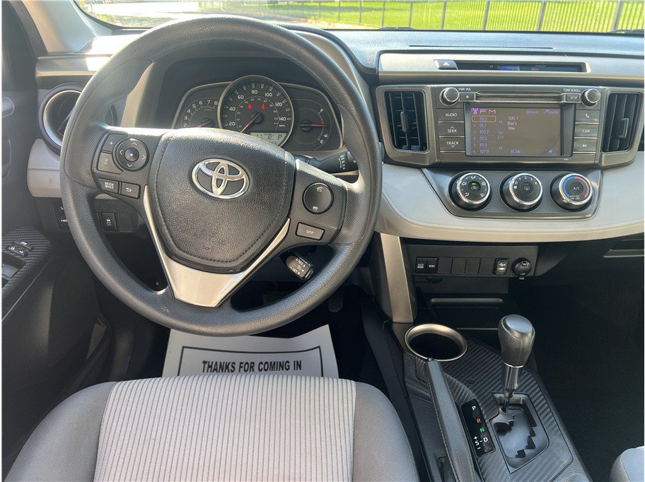 Used 2013 Toyota RAV4 LE FWD image 9