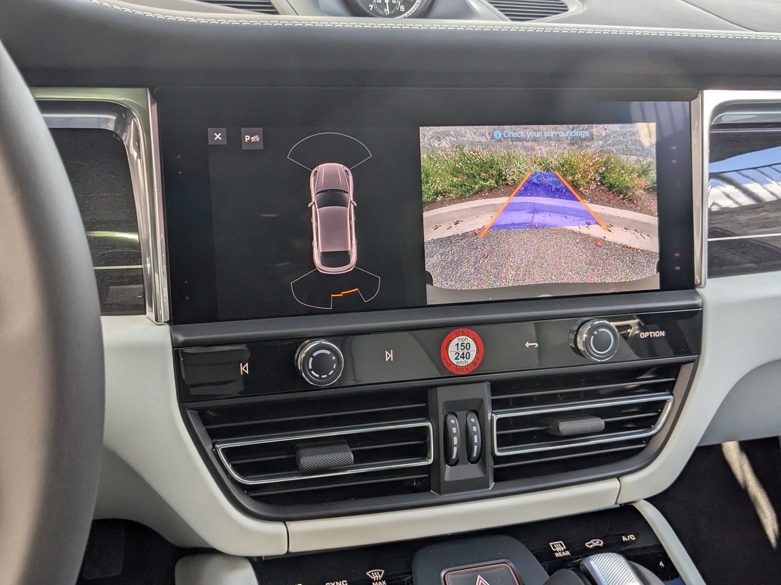 New 2026 Porsche Macan S image 19