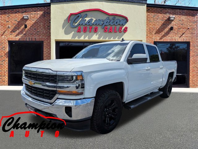Used 2017 Chevrolet Silverado 1500 LT w/ Trailering Package AWD/4WD image 9