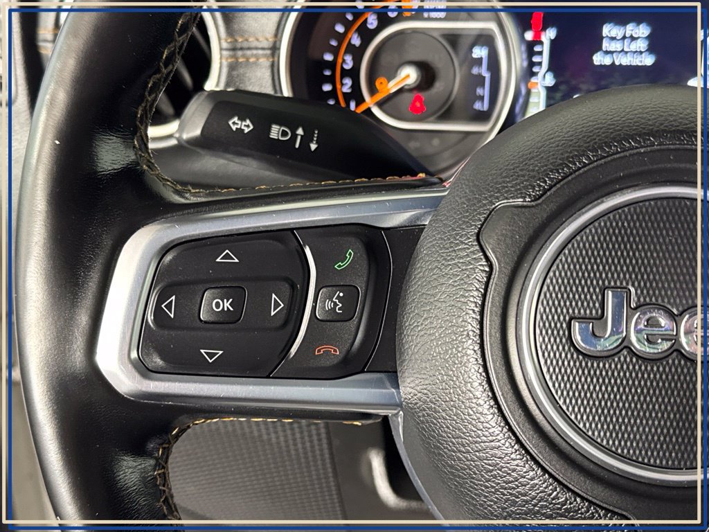 Certified 2021 Jeep Gladiator Overland AWD/4WD image 11
