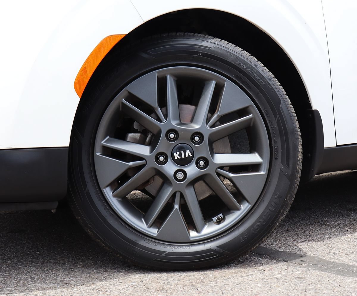 Used 2020 Kia Soul EX FWD image 5