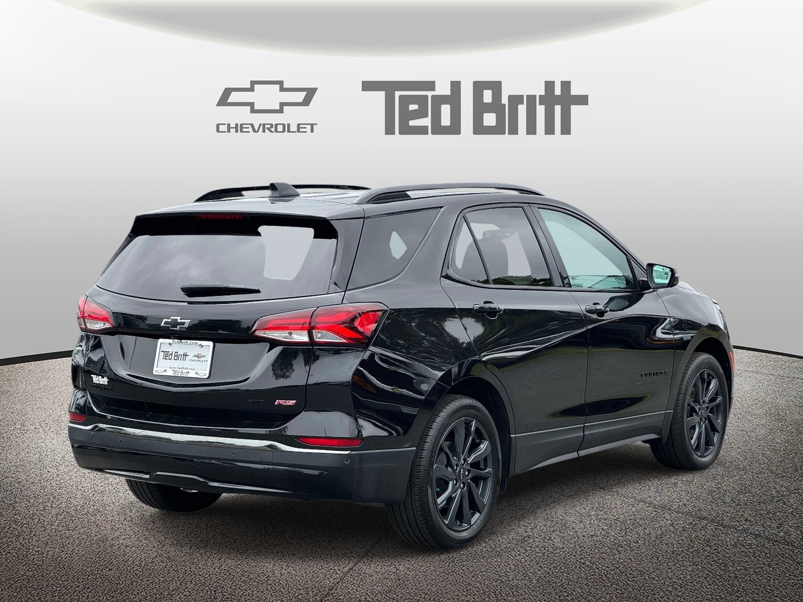 Certified 2023 Chevrolet Equinox RS w/ RS Leather Package AWD/4WD image 4