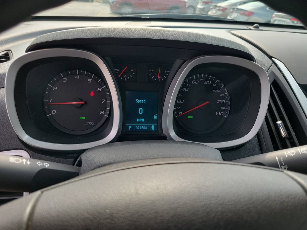 Used 2010 Chevrolet Equinox LT FWD image 28