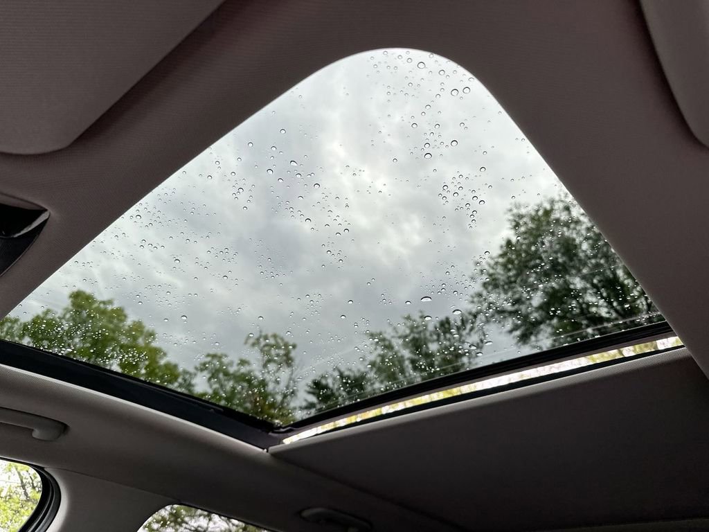 Used 2024 Kia Sorento SX FWD image 41