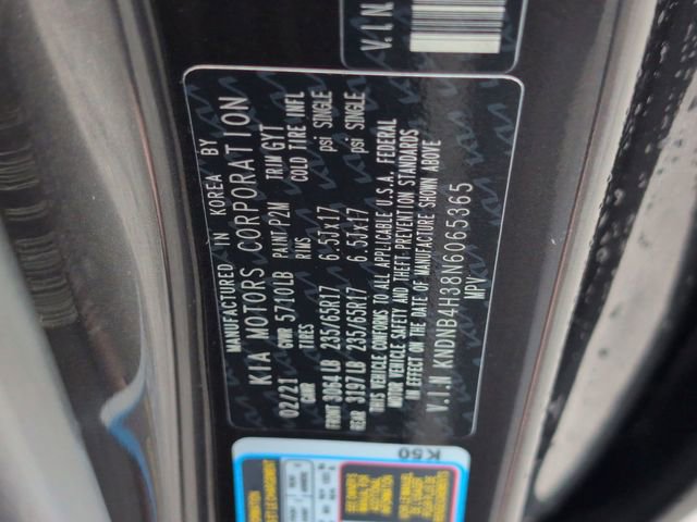 Used 2022 Kia Carnival LX image 28