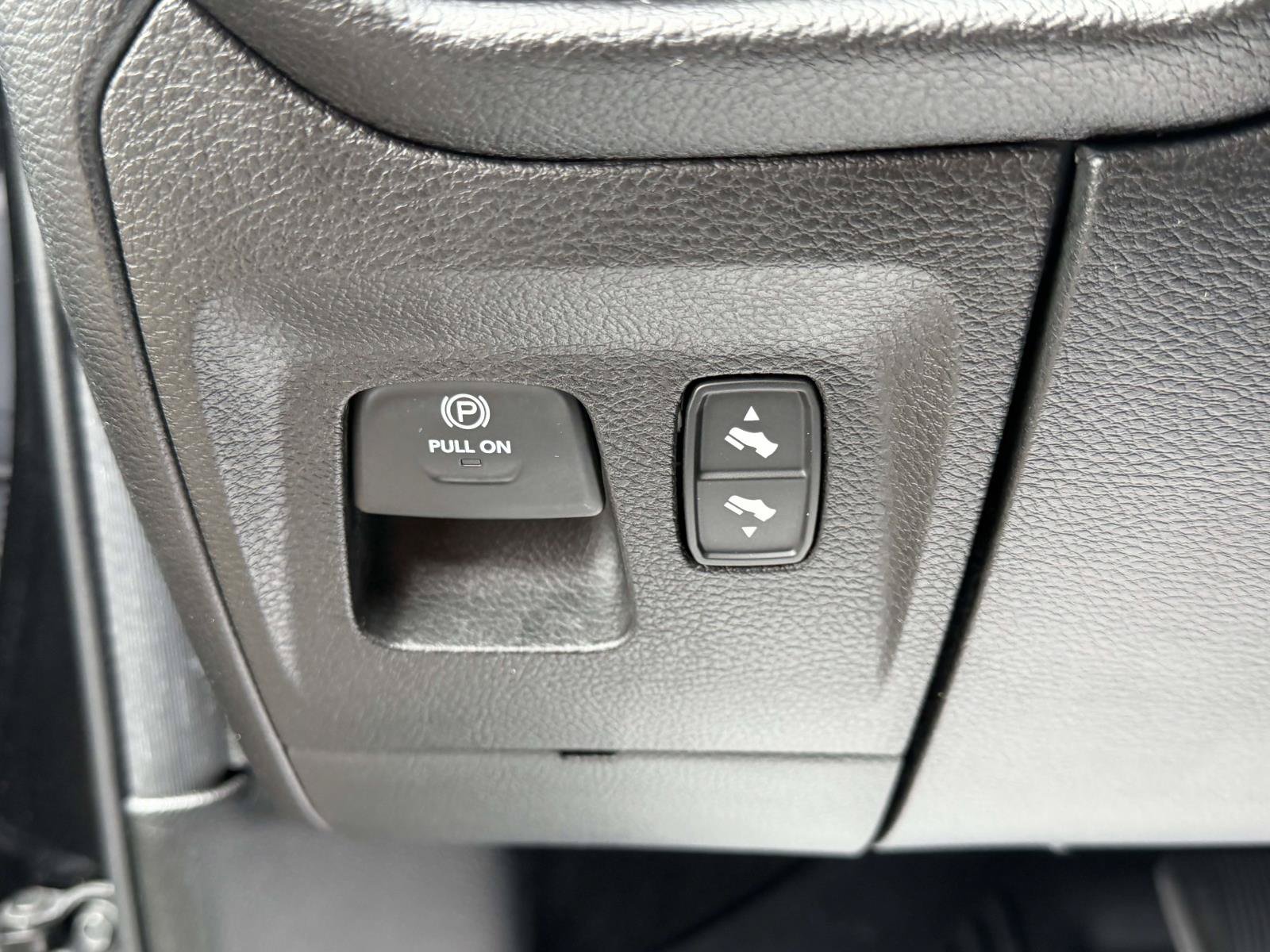 Used 2020 RAM 1500 Rebel w/ Rebel Level 2 Equipment Group AWD/4WD image 21