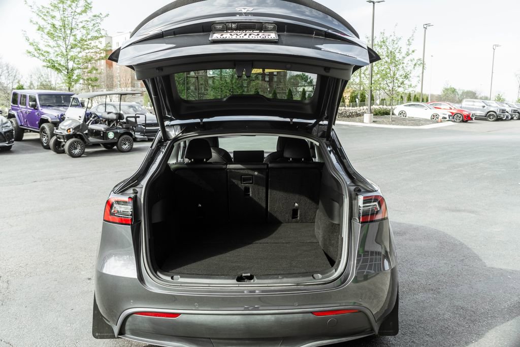 Used 2022 Tesla Model Y Performance AWD/4WD image 28