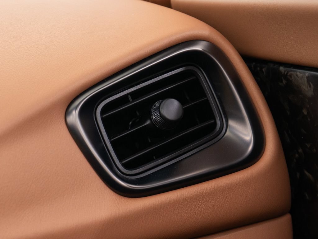 Used 2023 Aston Martin DBS Superleggera Volante RWD image 43