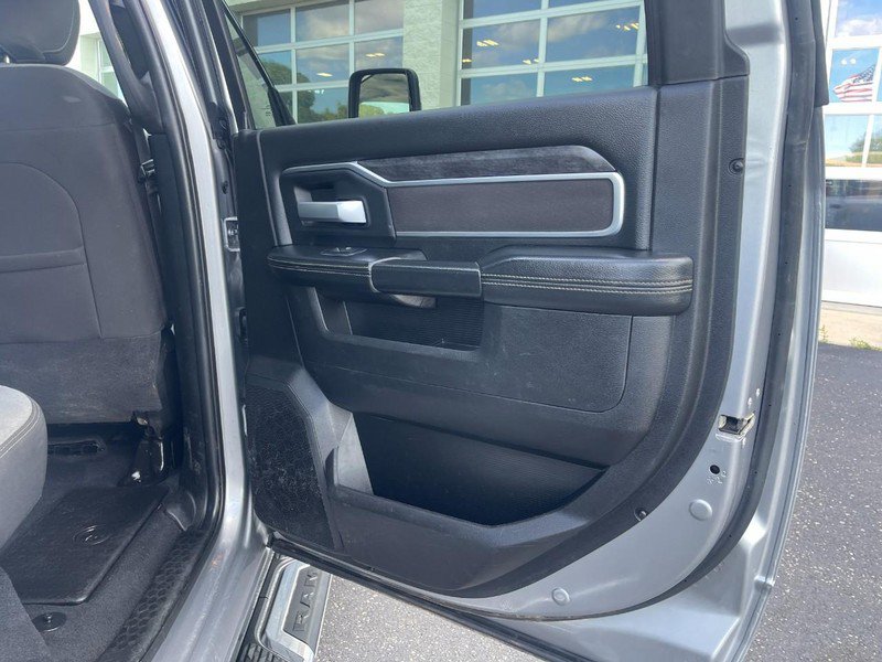 Used 2024 RAM 2500 Big Horn AWD/4WD image 7