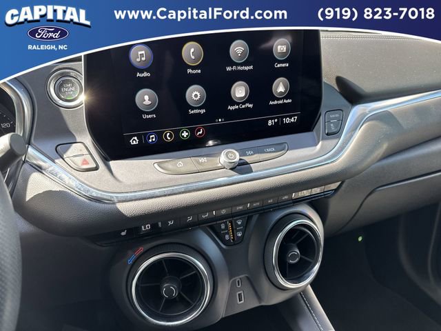 Used 2025 Chevrolet Blazer LT AWD/4WD image 26