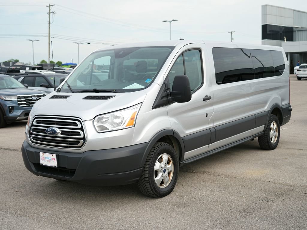 Used 2017 Ford Transit 350 XLT RWD image 9
