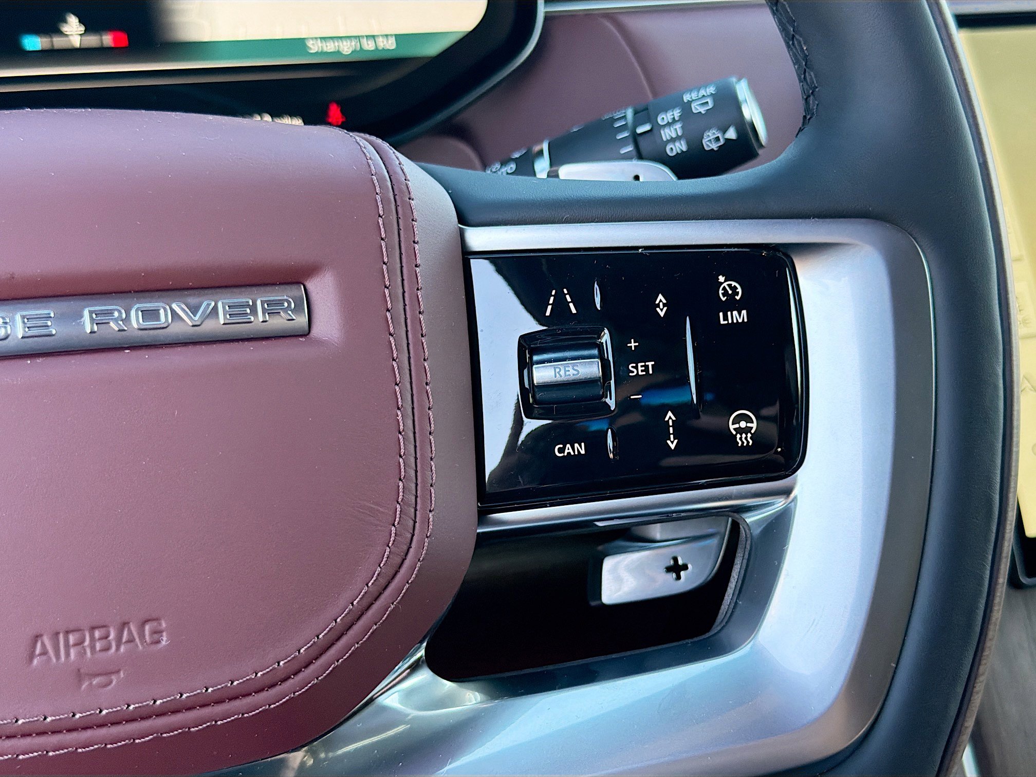 New 2026 Land Rover Range Rover Long Wheelbase Autobiography image 40