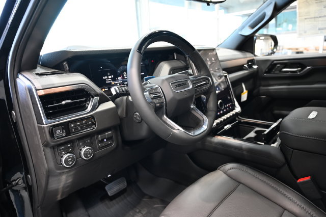 New 2026 GMC Yukon XL Denali w/ Denali Reserve Package AWD/4WD image 26