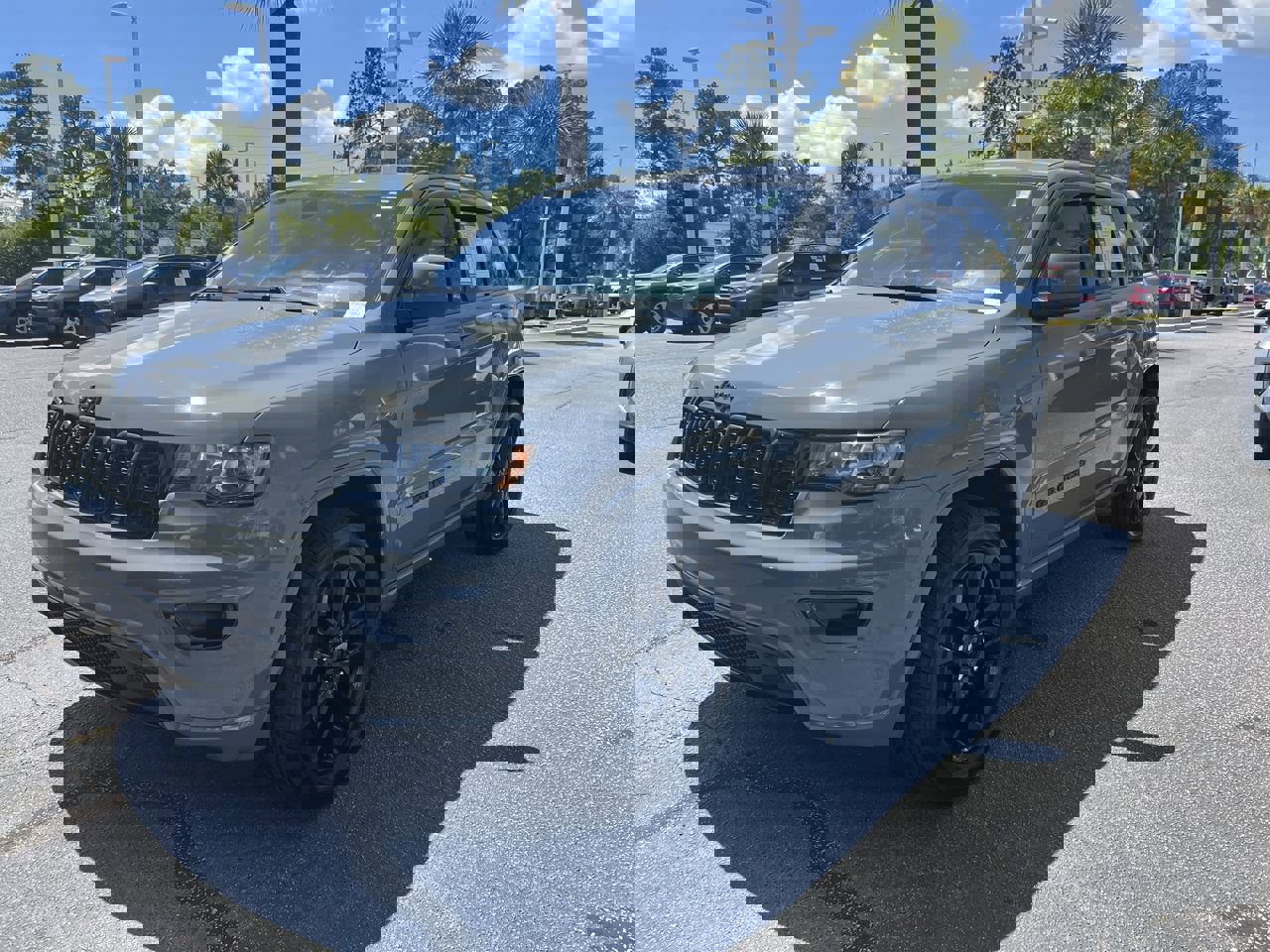 Used 2021 Jeep Grand Cherokee Laredo X AWD/4WD image 5