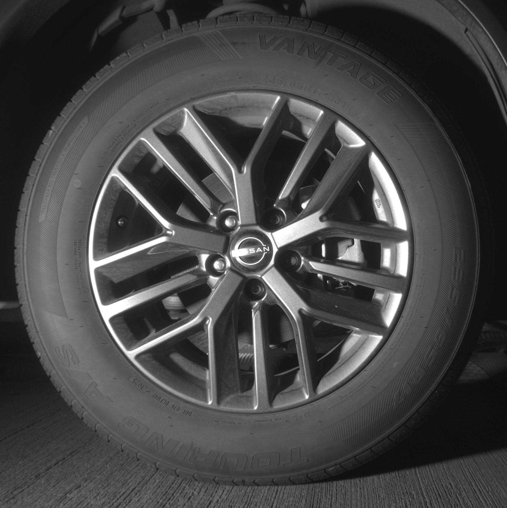 Used 2023 Nissan Rogue S image 13