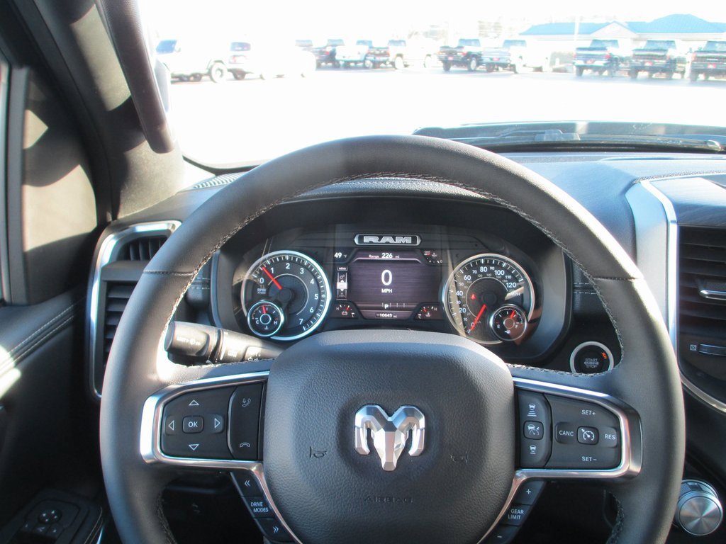 Used 2025 RAM 1500 Laramie w/ Sport Appearance Package image 32