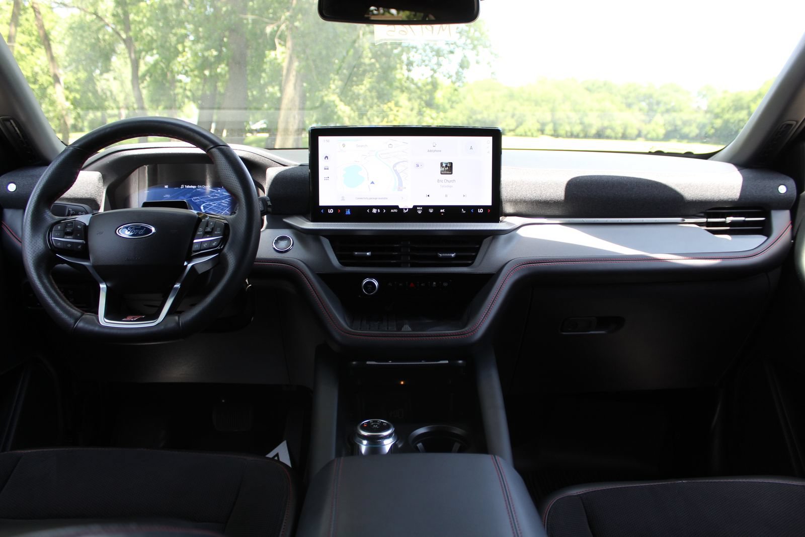 Used 2025 Ford Explorer ST AWD/4WD image 11