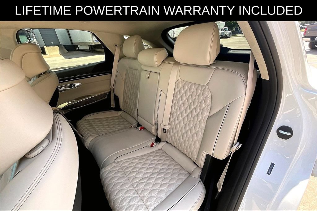 Used 2025 Genesis GV70 3.5T Sport w/ Sport Advanced Package AWD/4WD image 27