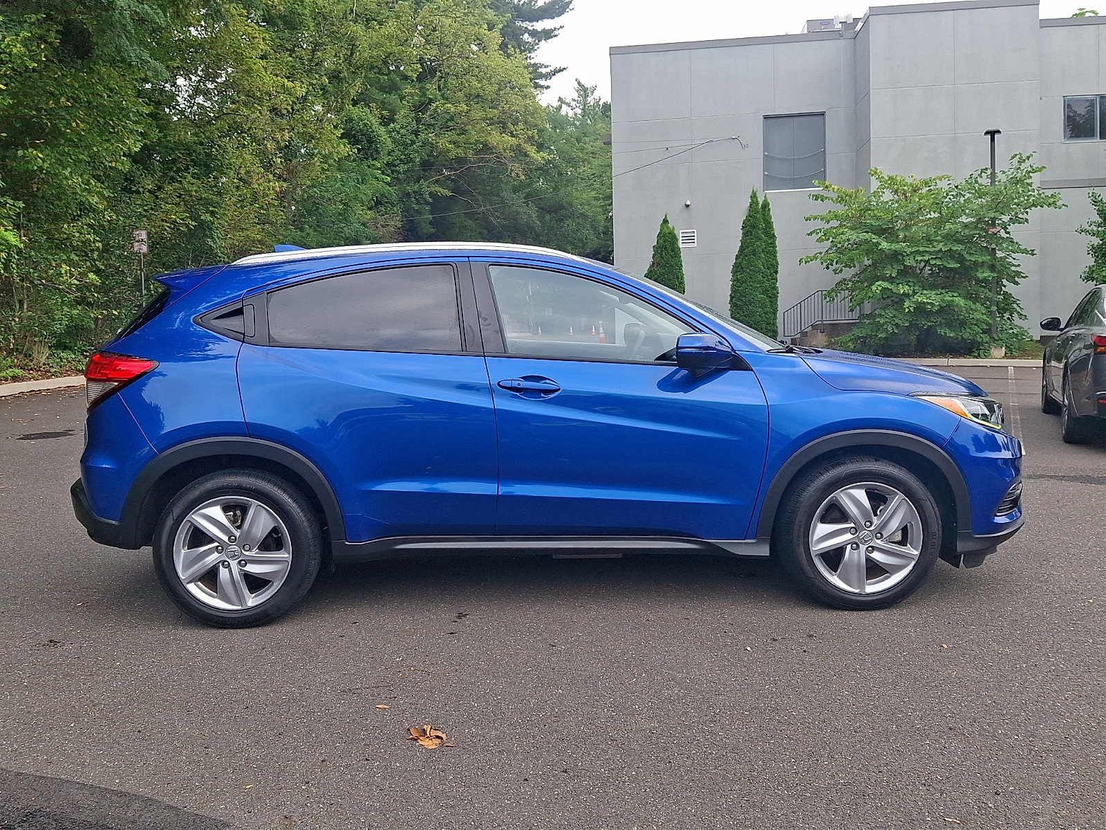 Used 2020 Honda HR-V EX-L image 7