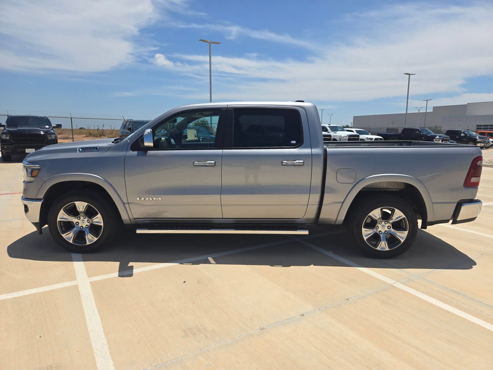 Used 2020 RAM 1500 Laramie AWD/4WD image 6