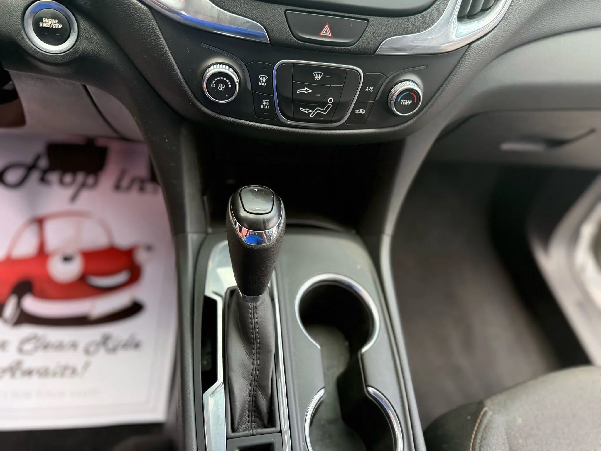 Used 2020 Chevrolet Equinox LT image 28