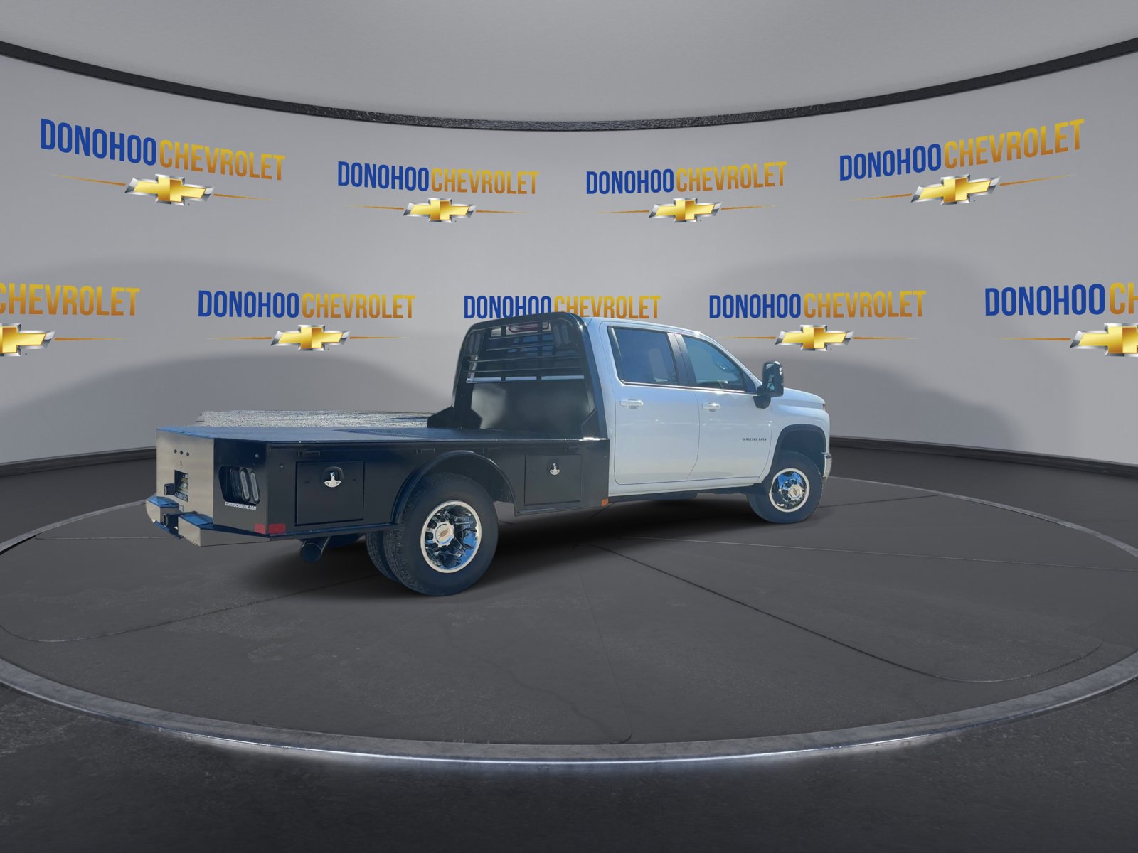 New 2026 Chevrolet Silverado 3500 LT w/ Convenience Package image 8