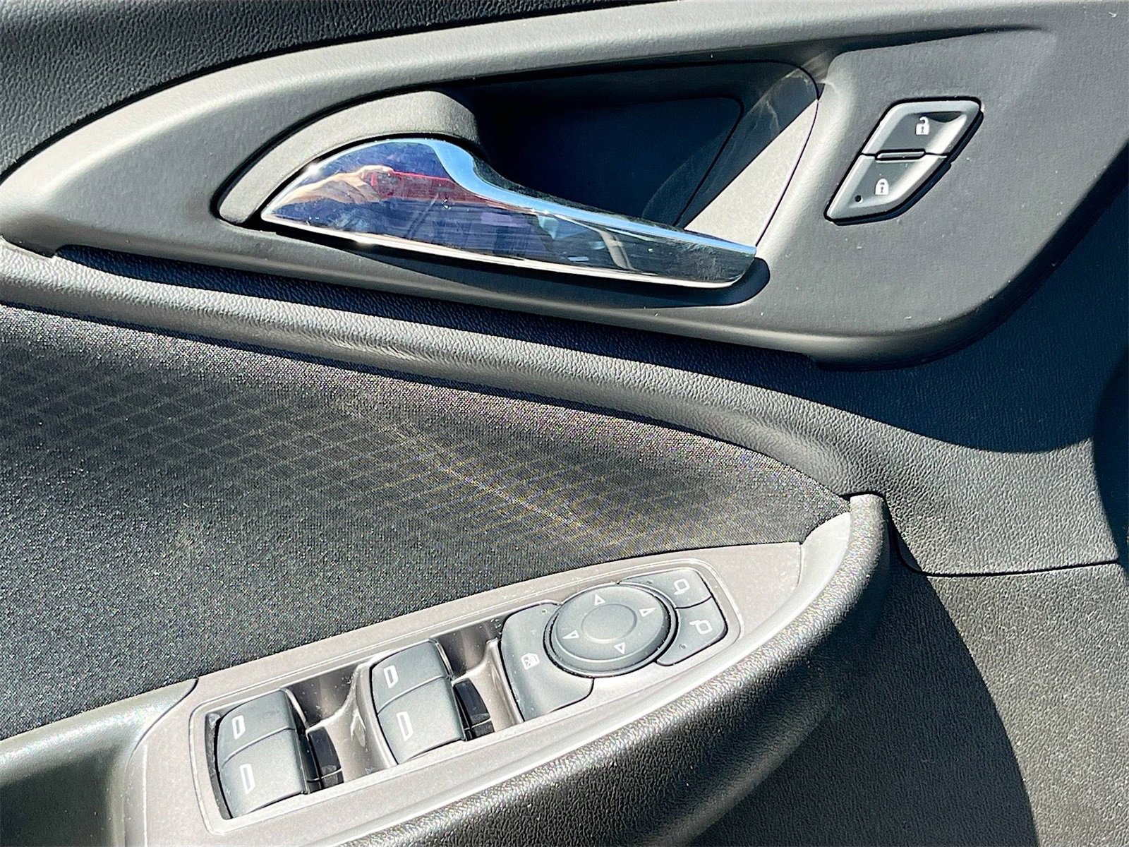 Used 2025 Chevrolet Malibu LS image 17