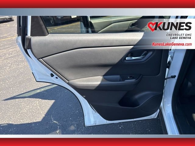 Used 2024 Nissan Rogue SV image 20