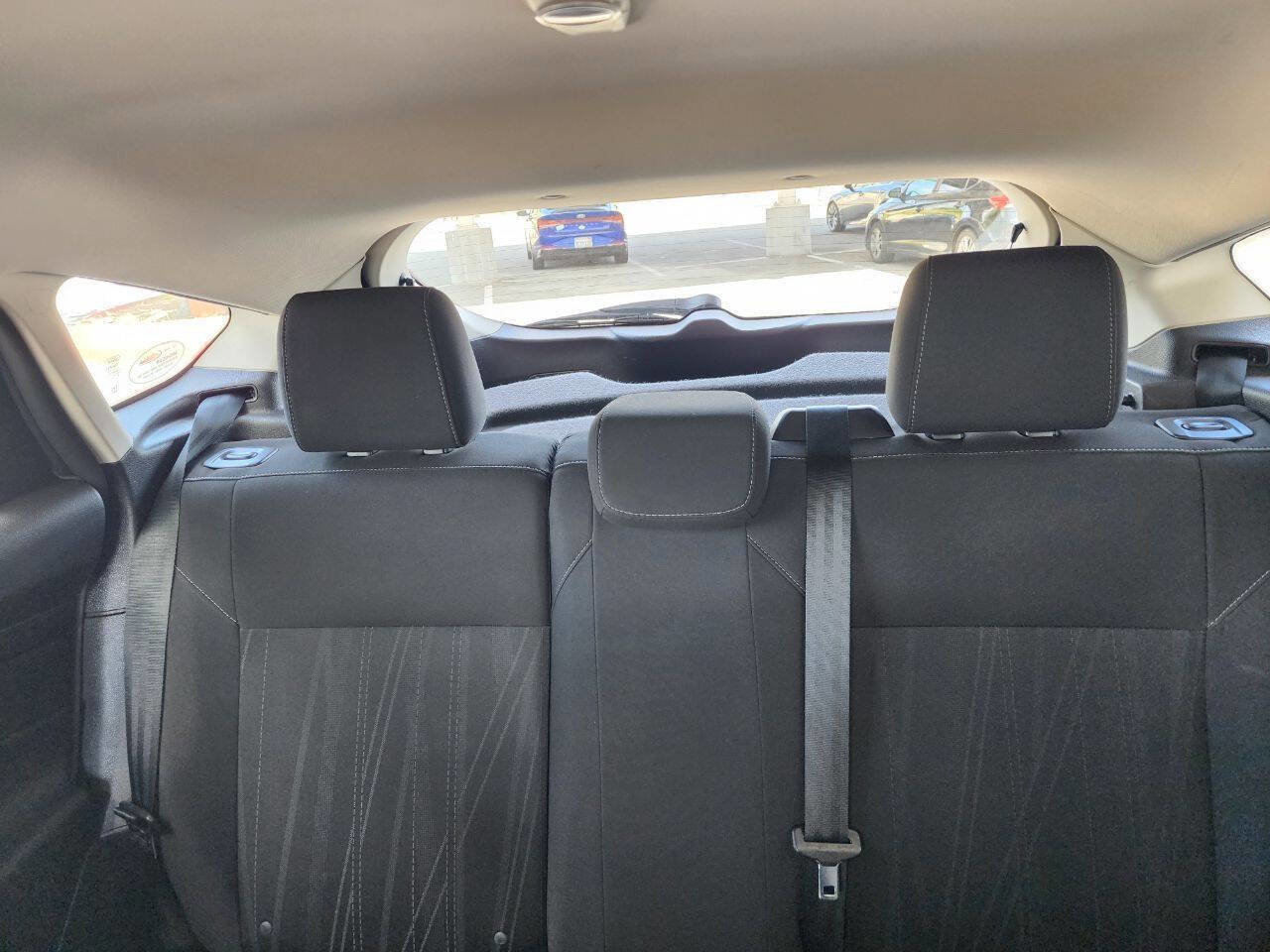 Used 2015 Ford Focus SE image 22