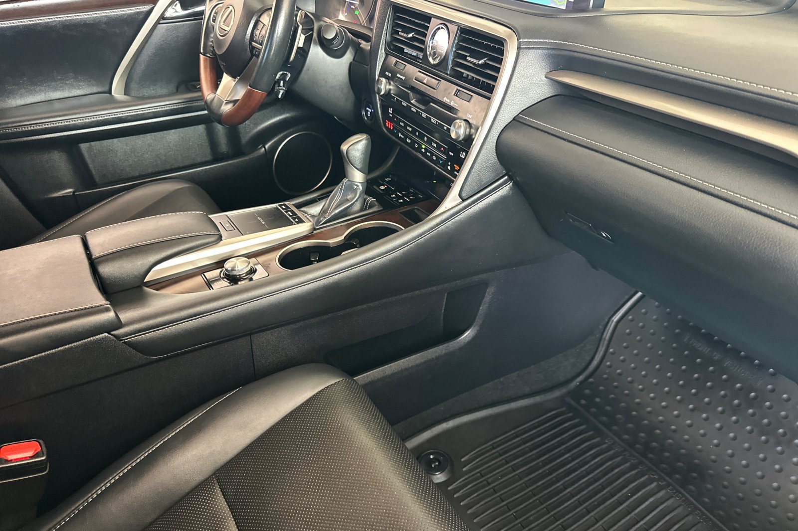 Used 2021 Lexus RX 450h AWD w/ Premium Package image 13