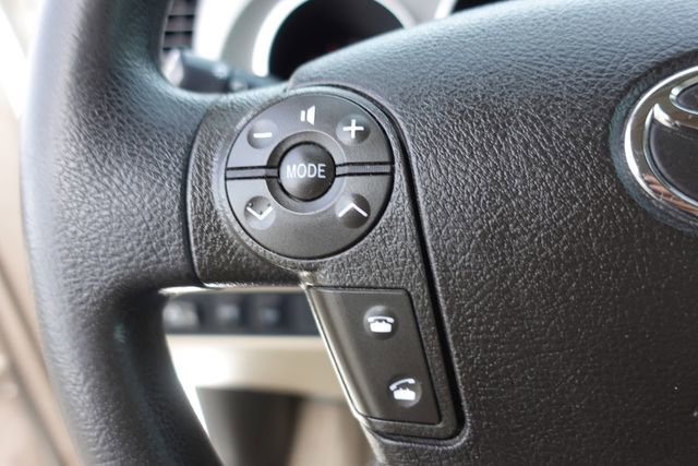 Used 2010 Toyota Tundra 4x4 Double Cab image 15