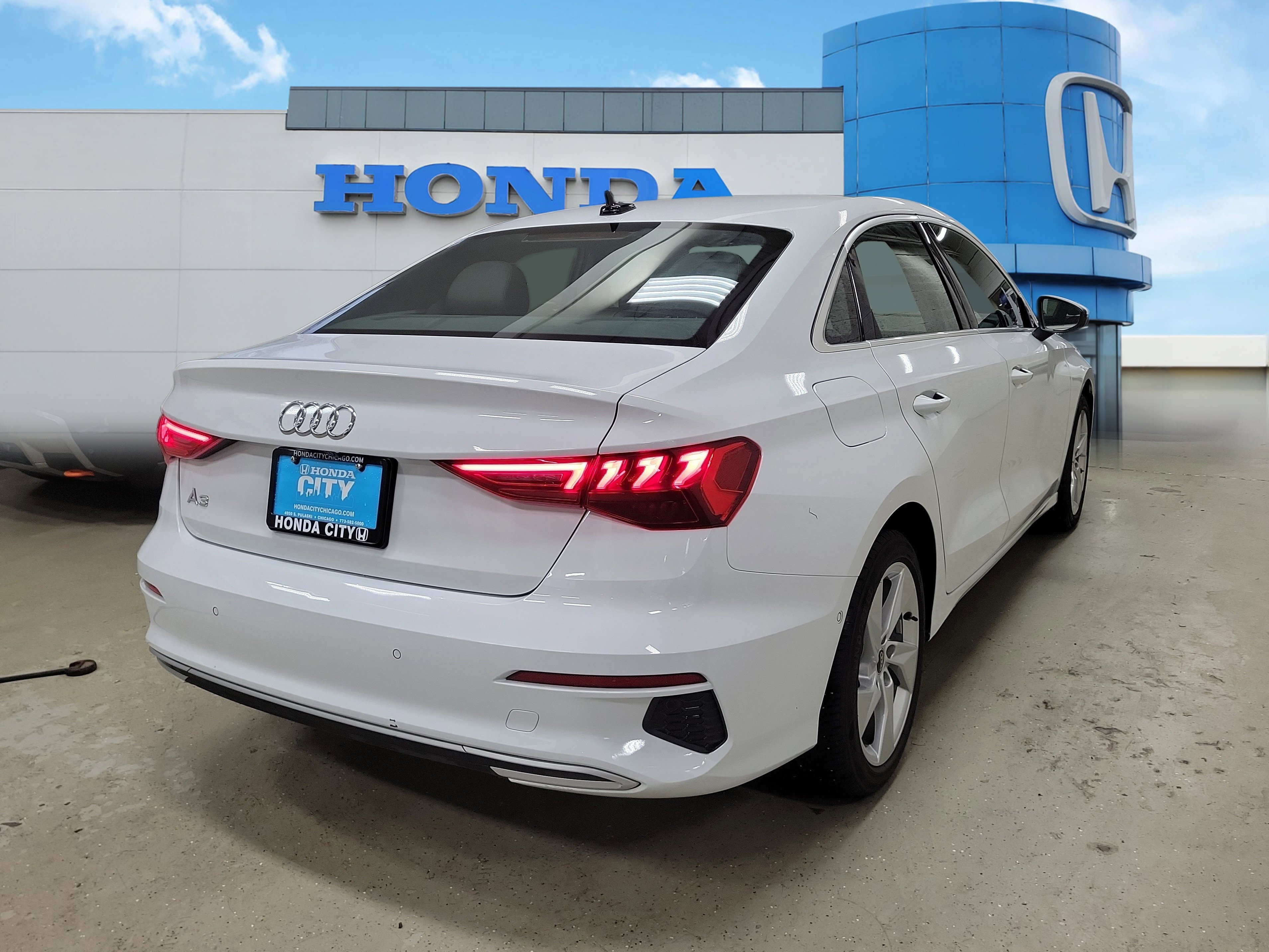 Used 2023 Audi A3 2.0T Premium image 5