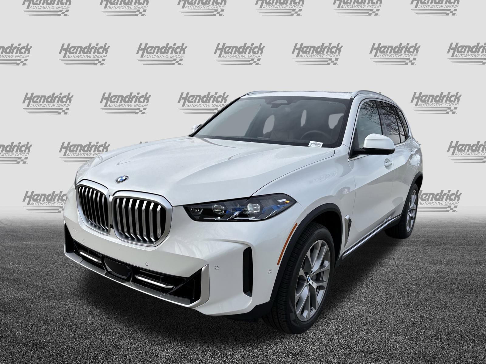 Used 2026 BMW X5 sDrive40i w/ Premium Package RWD image 5