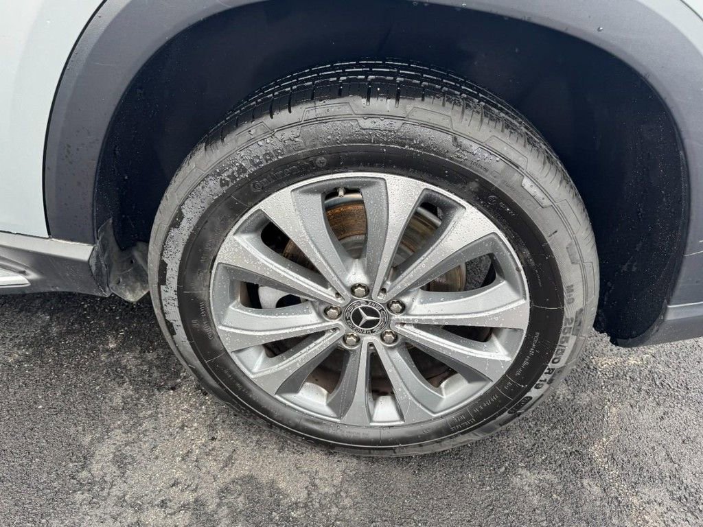 Used 2020 Mercedes-Benz GLE 350 4MATIC image 11
