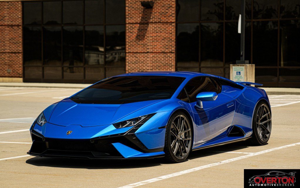 Used 2023 Lamborghini Huracan Tecnica RWD image 1