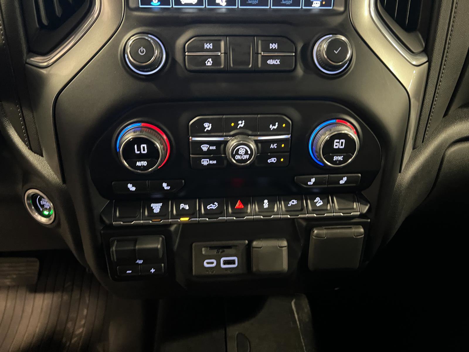 Used 2021 Chevrolet Silverado 2500 LT w/ All Star Edition image 19