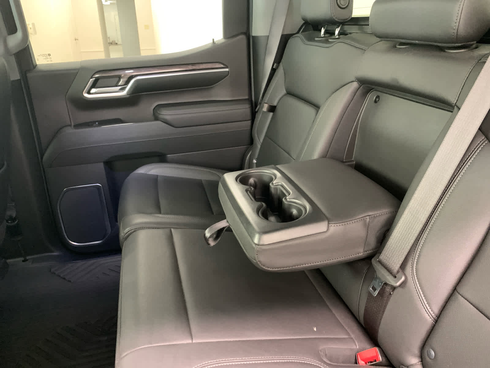 Used 2023 Chevrolet Silverado 1500 LTZ w/ Technology Package image 14