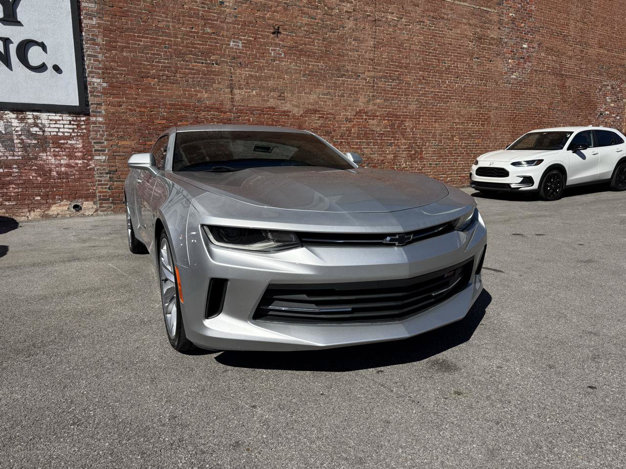 Used 2018 Chevrolet Camaro LT RWD image 2