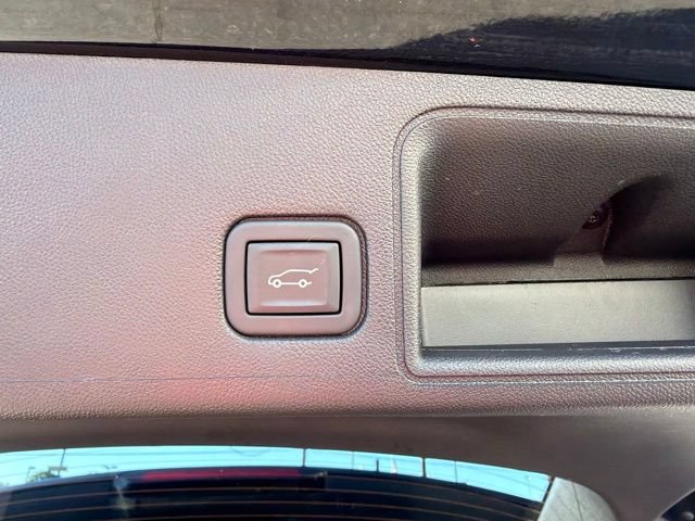 Certified 2023 GMC Terrain SLE w/ Driver Convenience Package AWD/4WD image 27