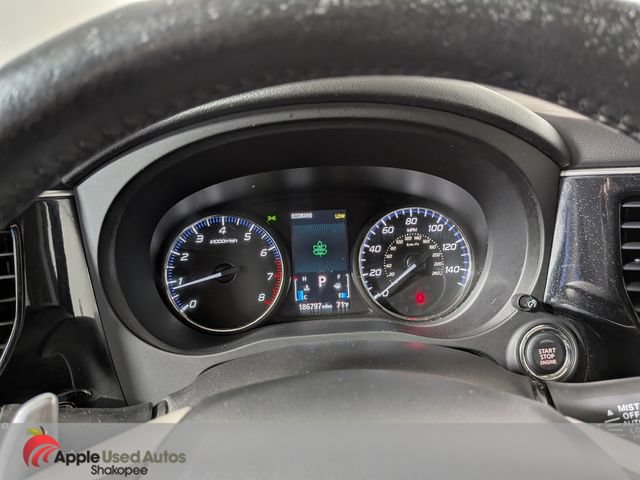 Used 2015 Mitsubishi Outlander GT AWD/4WD image 18
