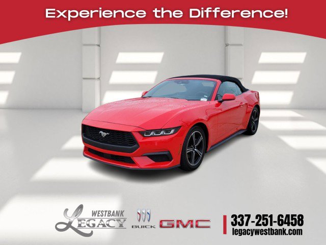 Used 2024 Ford Mustang Convertible image 1