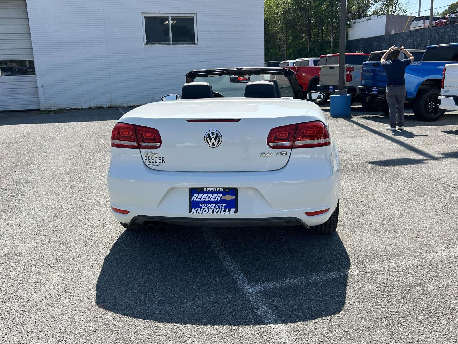 Used 2015 Volkswagen Eos Executive FWD image 4